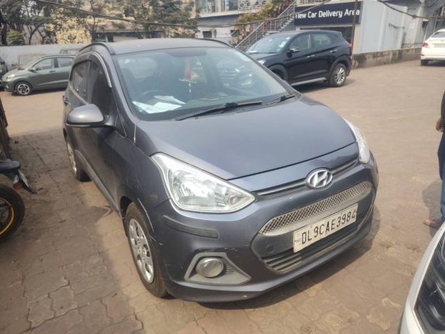 Hyundai Grand i10 CRDi Sportz Second-hand 2015 Hyundai Grand i10 CRDi Sportz for sale in Durgapur