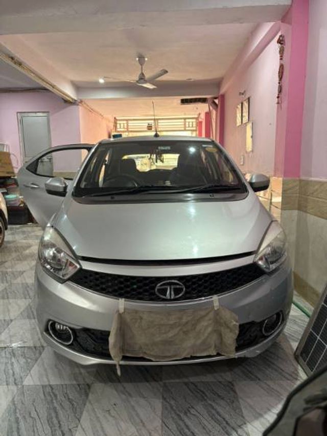 Second-hand 2017 Tata Tiago 1.2 Revotron XZA for sale in New Delhi