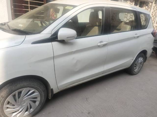 https://images10.gaadi.com/usedgaadi-sellcar/UsedCar/f6fb3829-d1ef-4037-8f68-4a2068c8deca/d9639c65-7477-4f56-87da-082b42009671.jpg?imwidth=6400