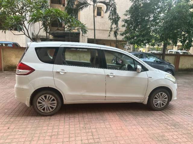 https://images10.gaadi.com/usedgaadi-sellcar/UsedCar/f7100245-87ff-4523-9fec-47bc4fddcbd3/0b4dc104-3a1d-4648-b76c-1b9fc2bb62fb.JPG?imwidth=6401