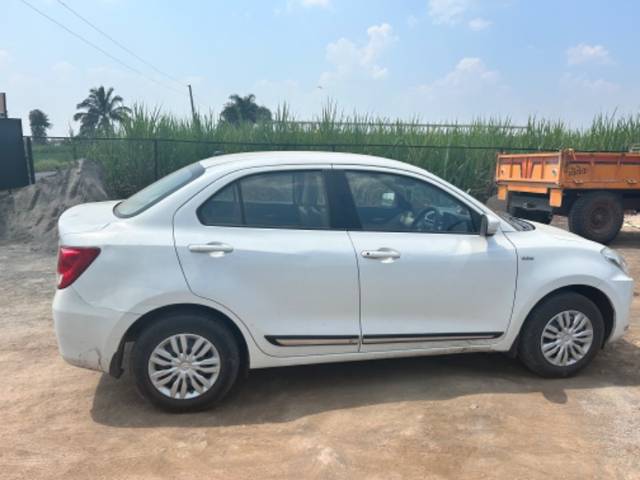 https://images10.gaadi.com/usedgaadi-sellcar/UsedCar/f75be527-29d4-49ea-af93-245914bd528a/e17795bd-fb05-462d-9c56-d4f262f72306.jpeg?imwidth=6401