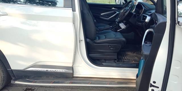 https://images10.gaadi.com/usedgaadi-sellcar/UsedCar/f75f7d16-7f09-415e-86fd-539eaedac173/db4ca9cd-49e2-48c9-bac8-c2c33b33f769.jpeg?imwidth=6402