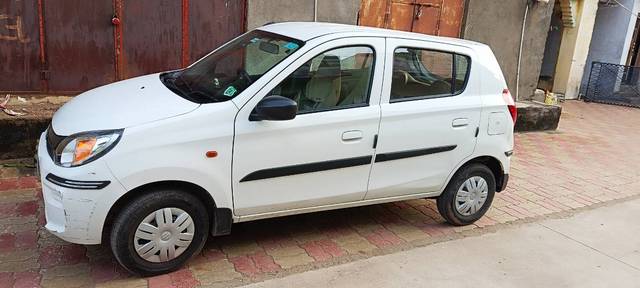 https://images10.gaadi.com/usedgaadi-sellcar/UsedCar/f8208801-71b2-484e-b1dc-d7b6c49909ec/025dff08-758d-42f1-ad50-7610dd7e9fc3.jpg?imwidth=6400