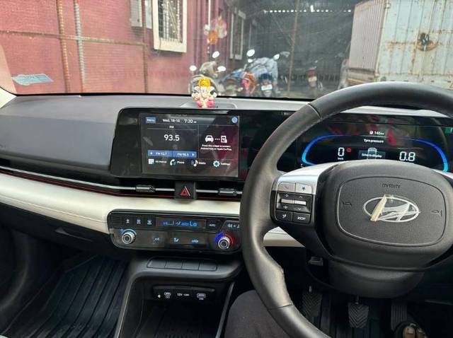 https://images10.gaadi.com/usedgaadi-sellcar/UsedCar/f82ef58c-a874-49c7-adc3-6c74626e5fff/8b8b86a4-33c7-41ed-90a9-90447c86f6d5.jpg?imwidth=6402