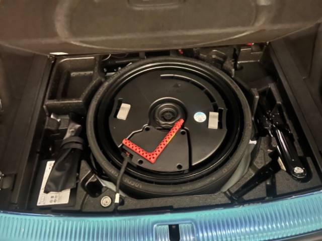 https://images10.gaadi.com/usedgaadi-sellcar/UsedCar/f85b5d39-633a-4216-8eb9-c9ac5d79b229/78bbbd06-e73c-46c7-84bc-6bbed6aa93da.jpeg?imwidth=6402