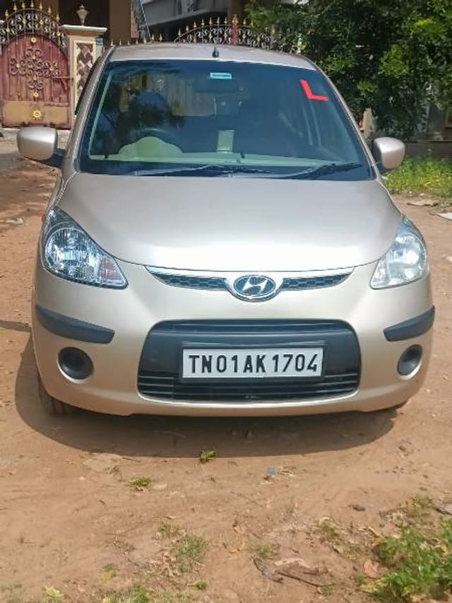 https://images10.gaadi.com/usedgaadi-sellcar/UsedCar/f8ef1970-809e-426f-98a0-3021fad7d546/a3e4980e-45d6-4873-9ab0-f7fe52cb3243.jpg?imwidth=6400