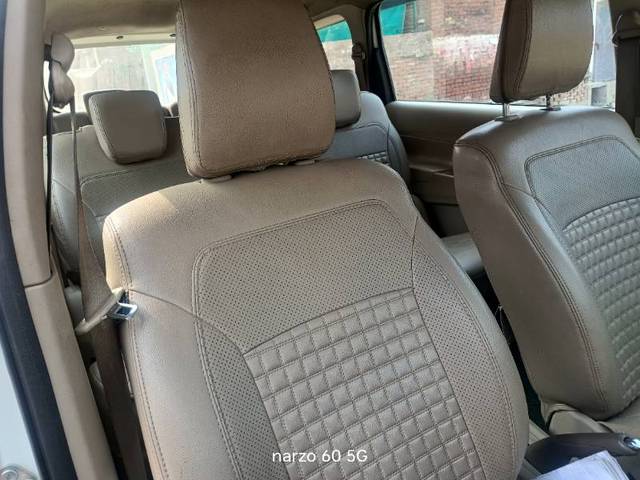 https://images10.gaadi.com/usedgaadi-sellcar/UsedCar/f908c77b-713a-4f6b-9519-48ec8ee4c101/d802f365-cb65-4bbd-9ca0-4e24d9287246.jpg?imwidth=6400