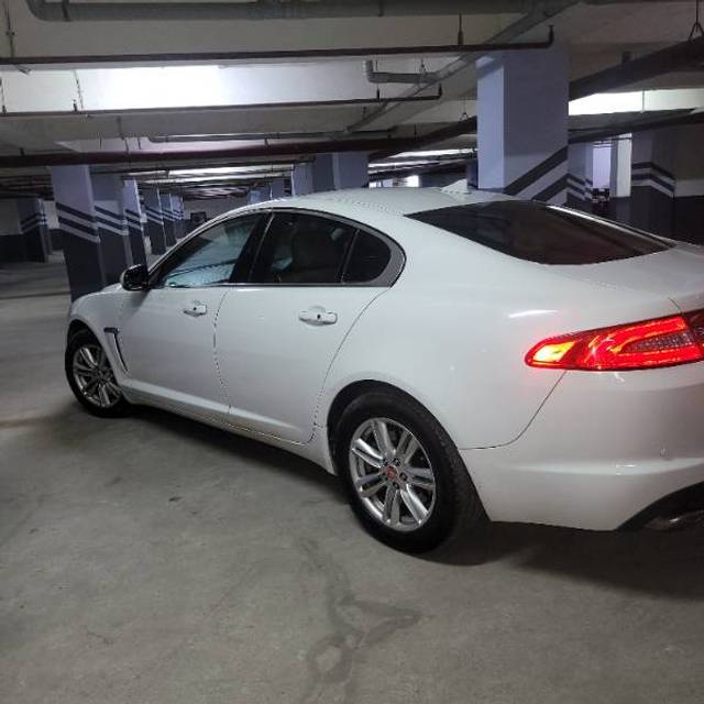 https://images10.gaadi.com/usedgaadi-sellcar/UsedCar/f919adbc-c824-4294-ae46-5eb21f866c31/a0450fad-852b-4dfa-8306-c825fa573ac4.jpg?imwidth=6402