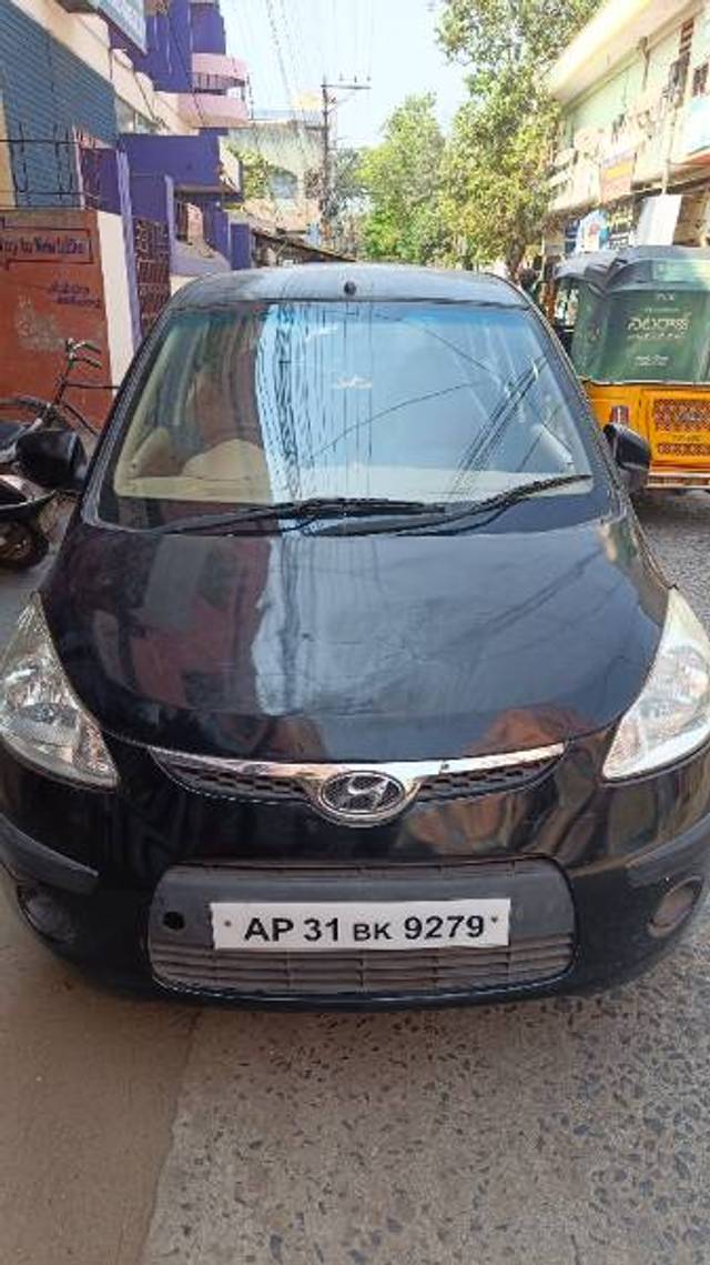 https://images10.gaadi.com/usedgaadi-sellcar/UsedCar/f9210572-549e-4c17-8806-b0a396f24dca/5648d6c8-fff8-41b1-996c-95f08a66fa83.jpg?imwidth=6400