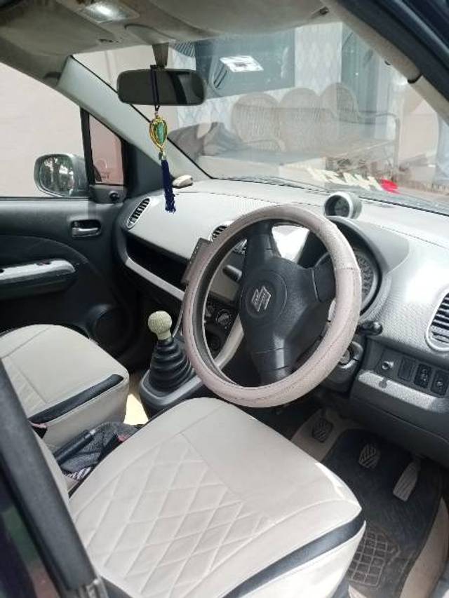 https://images10.gaadi.com/usedgaadi-sellcar/UsedCar/f94abe89-dcea-4b85-924d-dedd4710f2a8/aaeff217-6df5-4ac9-be5a-4d7a3c2cb491.jpg?imwidth=6402