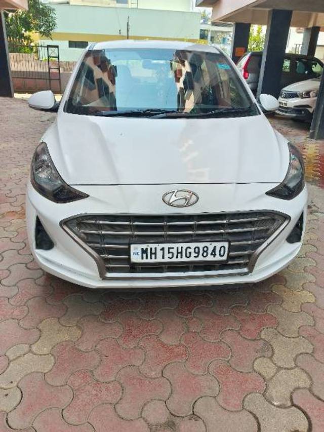 https://images10.gaadi.com/usedgaadi-sellcar/UsedCar/f9631f69-828c-43ea-8cc4-8bdda478eb02/b4343417-c7aa-425a-9b2e-6b0cd712ff75.jpg?imwidth=6401