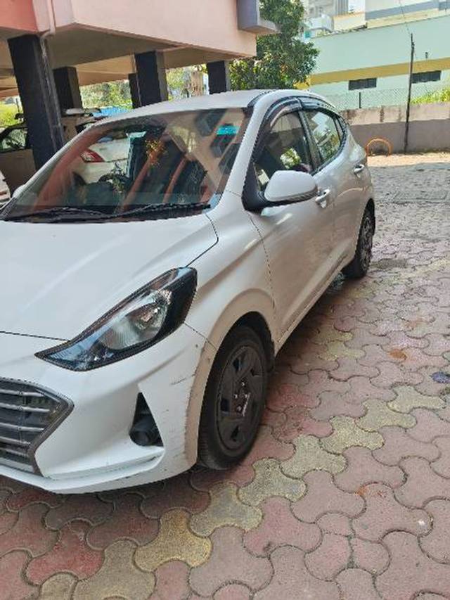 https://images10.gaadi.com/usedgaadi-sellcar/UsedCar/f9631f69-828c-43ea-8cc4-8bdda478eb02/d3f5b197-5145-4bad-b347-b9af0e82217d.jpg?imwidth=6402