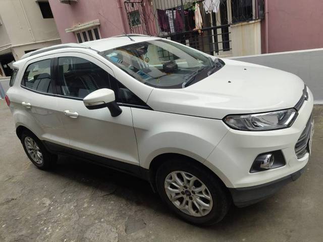 https://images10.gaadi.com/usedgaadi-sellcar/UsedCar/f9dae0e1-233e-42e7-9572-9655fd9d9409/95febdb1-8c8a-44c1-a9dd-74a6f1d57b30.jpg?imwidth=6400