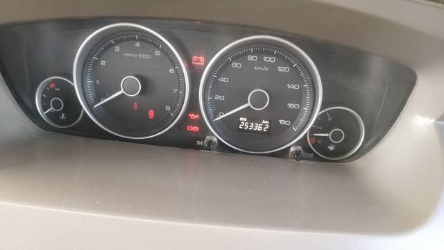 https://images10.gaadi.com/usedgaadi-sellcar/UsedCar/fa3aefc4-5dc0-4f6e-a7a2-be54716711a4/a62d9e0a-dad1-4414-9476-463b5cf72790.jpg?imwidth=6401