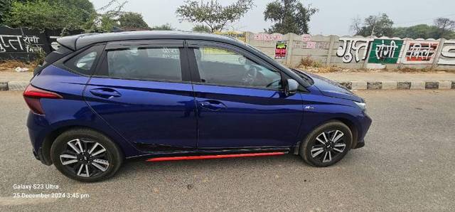 https://images10.gaadi.com/usedgaadi-sellcar/UsedCar/fa6886f1-e344-4bbc-adde-2a922e9cb827/711003ba-ff42-4046-8fda-5708c8770e09.jpg?imwidth=6401