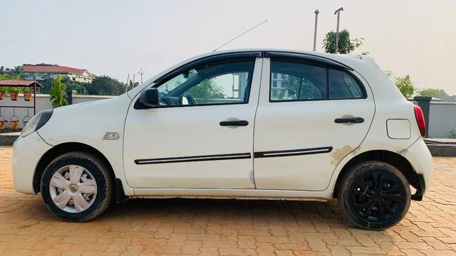 https://images10.gaadi.com/usedgaadi-sellcar/UsedCar/fa6e16e3-751d-4f7d-ad8c-e74cab6592da/17d9659c-8598-4ba3-9577-e1f3698a3bd3.jpg?imwidth=6402