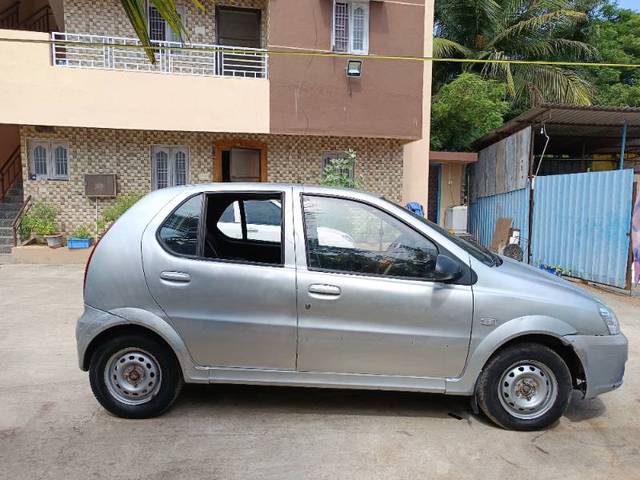 https://images10.gaadi.com/usedgaadi-sellcar/UsedCar/fa84874f-0776-40c1-8da1-15d9163230cd/f6e27fd9-bacb-4604-bde1-1a5219a7e7f0.jpg?imwidth=6401