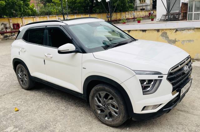 https://images10.gaadi.com/usedgaadi-sellcar/UsedCar/fa9b6d5c-f660-447b-9e21-c87fad49122e/2029e5d7-698c-45b8-82db-781b276feb6c.jpeg?imwidth=6400