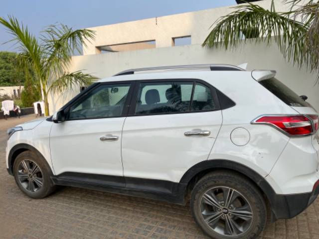 https://images10.gaadi.com/usedgaadi-sellcar/UsedCar/fb235e6d-e013-4c61-b5e0-175b287e3dad/186cd384-73e7-4bb0-93c2-398aaafa7311.jpg?imwidth=6401