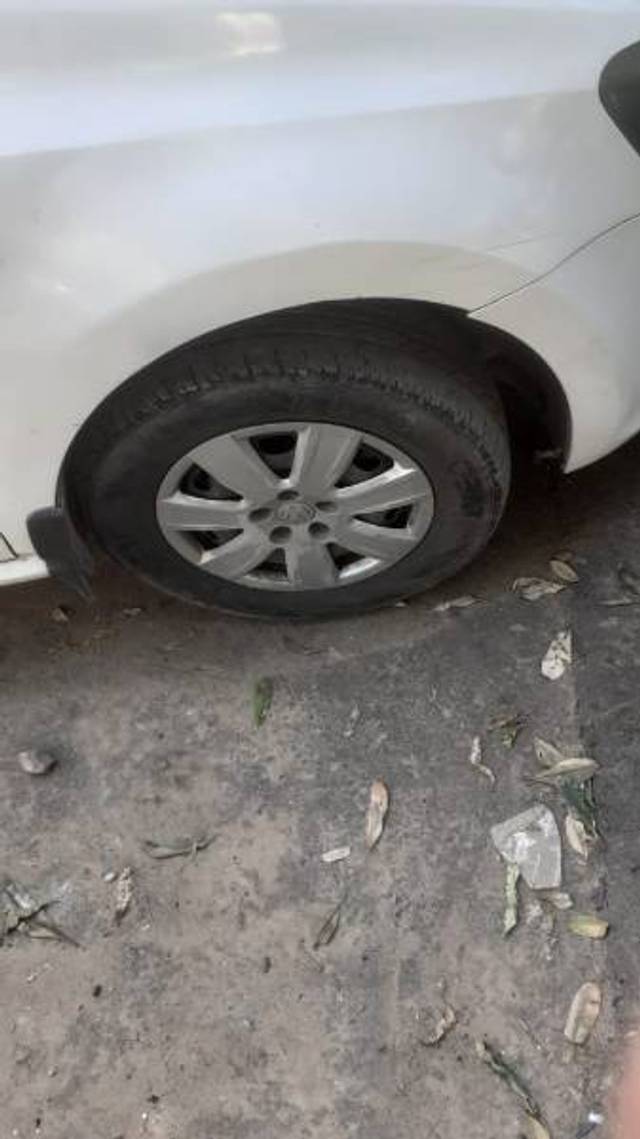 https://images10.gaadi.com/usedgaadi-sellcar/UsedCar/fb362612-f13d-4843-8cb0-5e9e3875dae4/46374e44-da58-4f44-8203-eb23a1563ac0.jpg?imwidth=6402