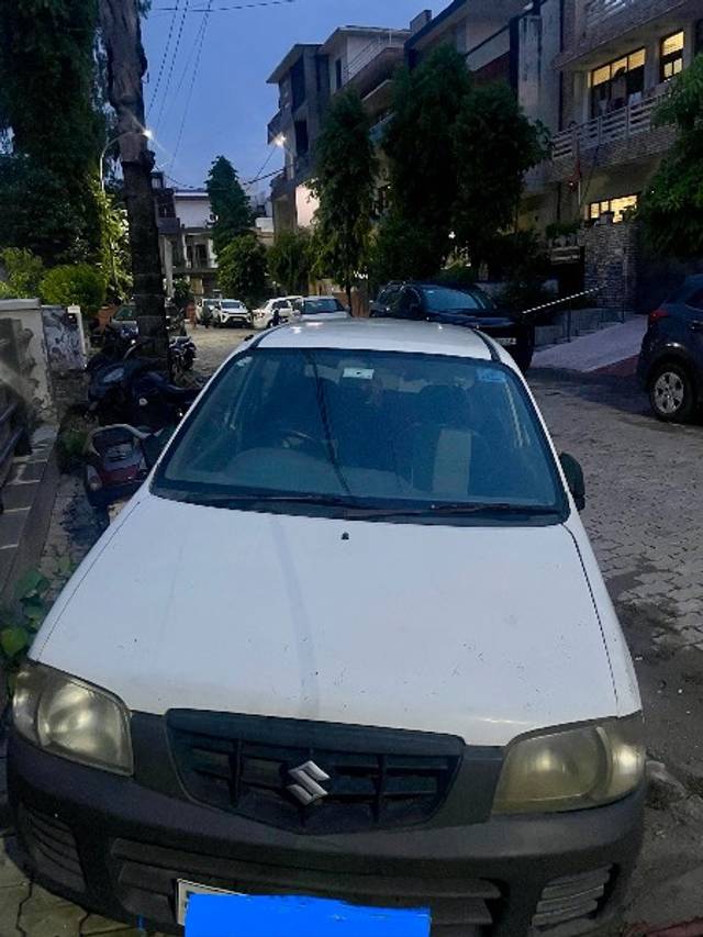 https://images10.gaadi.com/usedgaadi-sellcar/UsedCar/fbb2ecae-1db3-44f3-91f2-e7bf36a80728/c2cb57cf-cb2b-49be-b4ef-4cbabaabe544.jpg?imwidth=6402