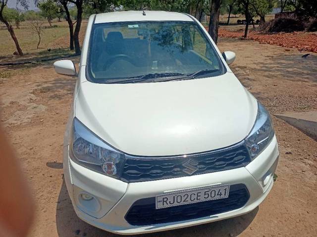 https://images10.gaadi.com/usedgaadi-sellcar/UsedCar/fbce75e9-cc66-4476-bef4-8f581d337432/6ea31638-cc02-42f2-8bd5-914af5a43925.jpg?imwidth=6400