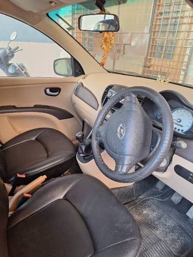 https://images10.gaadi.com/usedgaadi-sellcar/UsedCar/fbdd158e-367e-46a8-84d6-47b23ade7d4b/fe6ff845-9859-44ab-899a-81aa8b59fe02.jpg?imwidth=6402