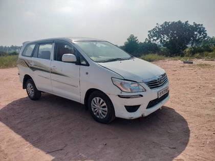 Toyota Innova 2.5 G (Diesel) 7 Seater Toyota Innova 2.5 G (Diesel) 7 Seater