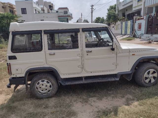 https://images10.gaadi.com/usedgaadi-sellcar/UsedCar/fc763977-d959-4867-82f0-4f85a546b968/897f4af1-83c3-40f0-b491-5f0d3c5ad445.jpg?imwidth=6402