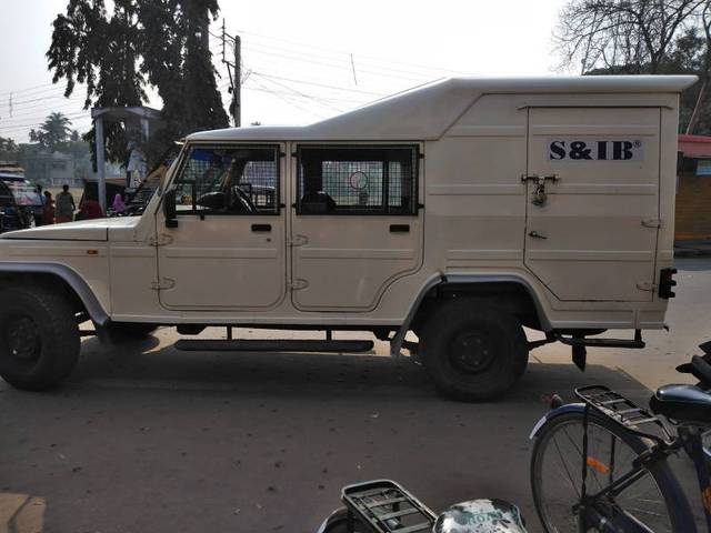 https://images10.gaadi.com/usedgaadi-sellcar/UsedCar/fc949ec5-0dec-4565-b107-622d99c7bd87/e1bc591c-6f76-424f-9ab7-f4051c81c054.jpg?imwidth=6401
