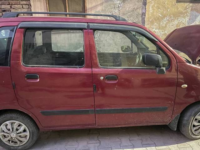 https://images10.gaadi.com/usedgaadi-sellcar/UsedCar/fce739b8-1dae-4913-80ce-3a91a5640376/d72f82a8-8732-4f82-9ee1-3adb1e8a8cec.jpg?imwidth=6401