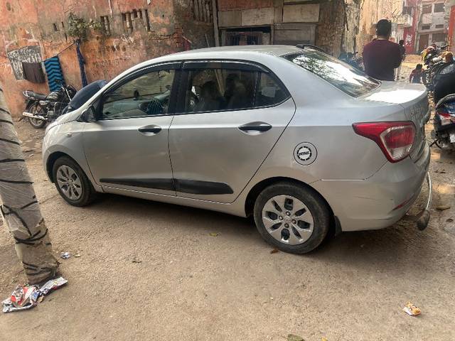 https://images10.gaadi.com/usedgaadi-sellcar/UsedCar/fd068098-ca8b-4718-bc7f-95942877f0d6/5b007f7a-6f4d-46cc-ad25-8e5f83b54f7e.jpeg?imwidth=6401