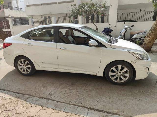 https://images10.gaadi.com/usedgaadi-sellcar/UsedCar/fd109f15-0810-4778-8abf-56d1a4a365bb/e6c55b31-2dc8-4388-8e4d-95612beb9801.jpeg?imwidth=6401