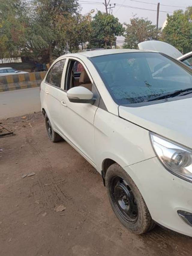 https://images10.gaadi.com/usedgaadi-sellcar/UsedCar/fd133fe8-260e-4d77-aa61-d59274f0c9c7/607185e4-5ec6-40ae-b2c7-35018c4524f7.jpg?imwidth=6400