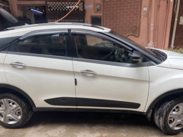 https://images10.gaadi.com/usedgaadi-sellcar/UsedCar/fd310091-370f-4197-acfd-47594269f169/48c1e2e6-1a97-49ea-95ad-bbff9810d7a2.jpeg?imwidth=6401