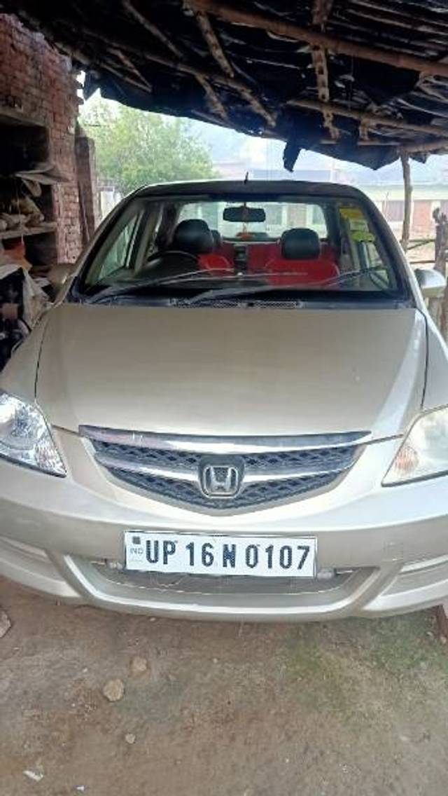 https://images10.gaadi.com/usedgaadi-sellcar/UsedCar/fd310a6e-77d0-4319-8708-8a9c5b17f9e5/17f650d1-1144-45d2-a662-43f070de4910.jpg?imwidth=6400