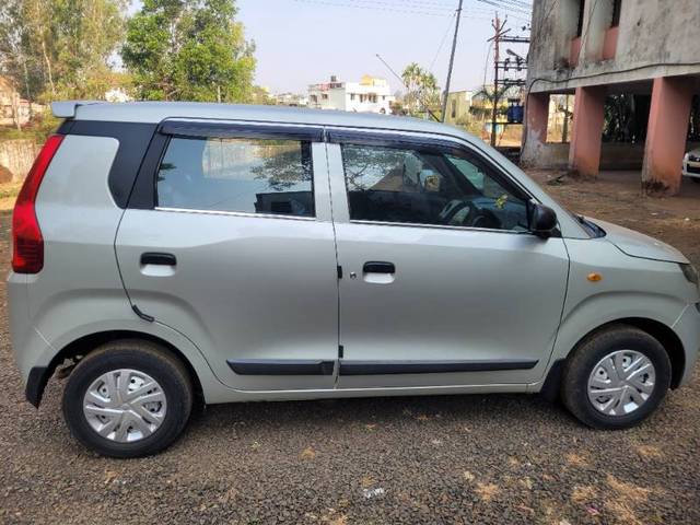 https://images10.gaadi.com/usedgaadi-sellcar/UsedCar/fd699449-9e4a-4cc1-92f8-5df5ab8a73ab/f9e90912-52bf-443c-9c0d-91280bce1a40.jpg?imwidth=6401