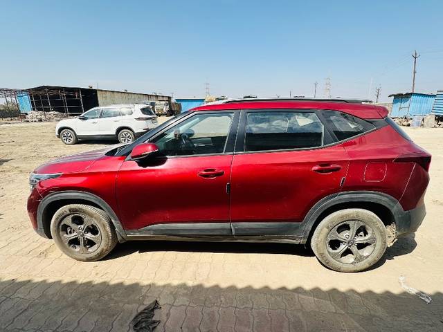 https://images10.gaadi.com/usedgaadi-sellcar/UsedCar/fde055c9-344c-4194-9a87-7697d26bafd8/53f943dd-e4ea-4781-9cdb-4889bebd8e79.jpeg?imwidth=6402