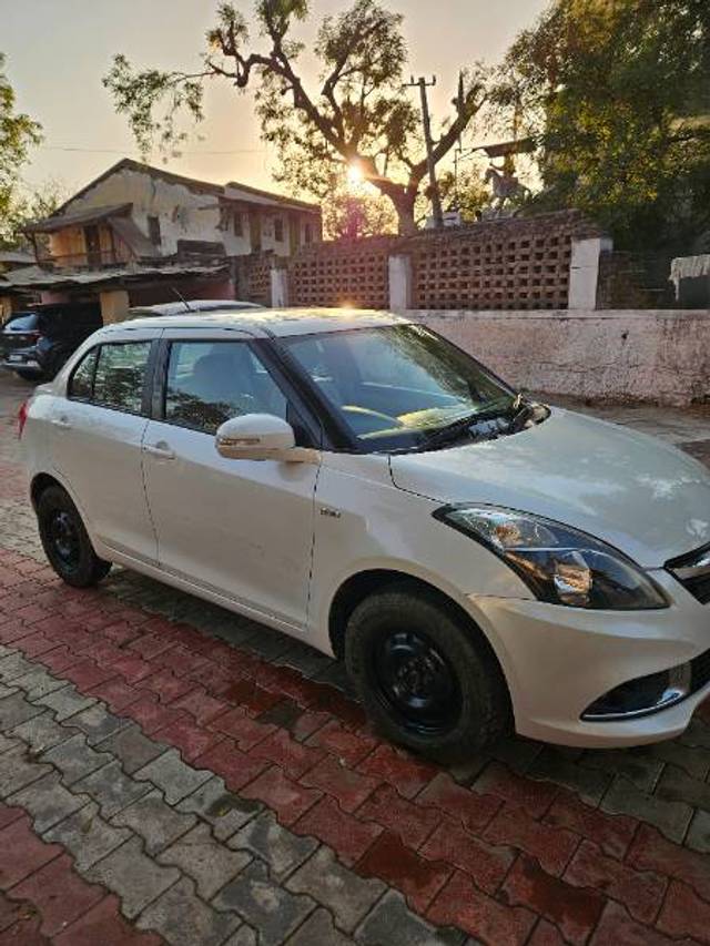 https://images10.gaadi.com/usedgaadi-sellcar/UsedCar/fde4147e-da08-4693-9ad1-c1211471a743/9414942d-ba8e-4093-8b5f-e5c0235717a7.jpg?imwidth=6400