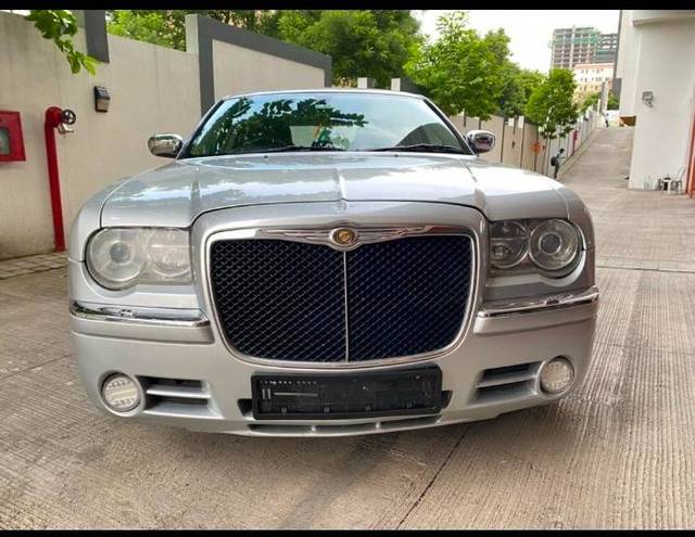 https://images10.gaadi.com/usedgaadi-sellcar/UsedCar/fdf7c2b3-1753-4a94-9ea9-6b3106ea1f91/be791143-7717-4ba4-92c8-95ecced3a2e8.jpg?imwidth=6400