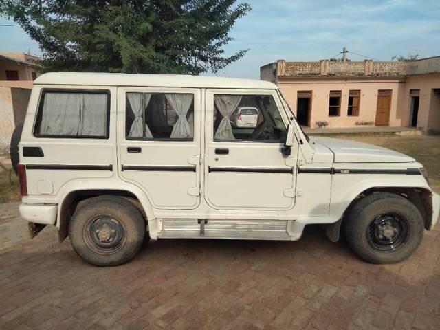 https://images10.gaadi.com/usedgaadi-sellcar/UsedCar/fe9090ed-9901-4c14-8608-a0f95dc41a5b/87dfdc93-4fb4-43af-8c08-bad87c352a08.jpg?imwidth=6401