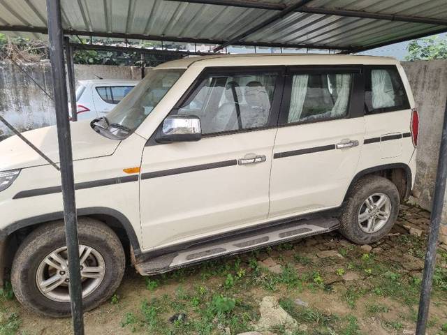 https://images10.gaadi.com/usedgaadi-sellcar/UsedCar/ff0f9ee1-c2c0-4b89-8044-88be0ce588df/64b168eb-00a8-44a2-b02c-34d7c6e0571b.jpg?imwidth=6402