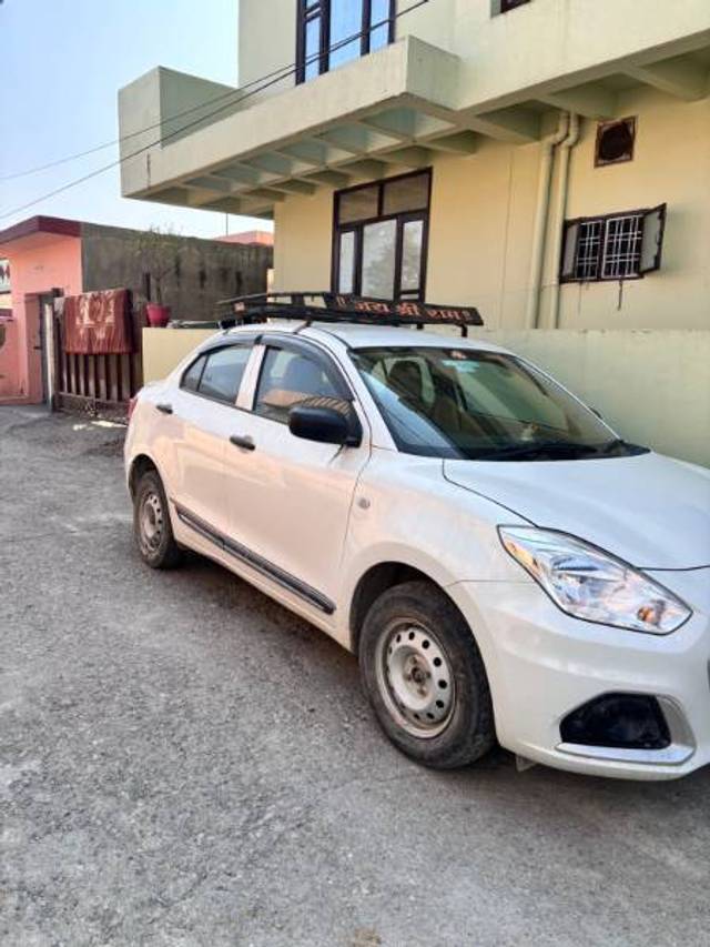 https://images10.gaadi.com/usedgaadi-sellcar/UsedCar/ff3ebe15-1a41-42d6-8c35-db16857653c5/cdd4ee17-6037-49b5-b53c-9787df1b8f9e.jpg?imwidth=6401