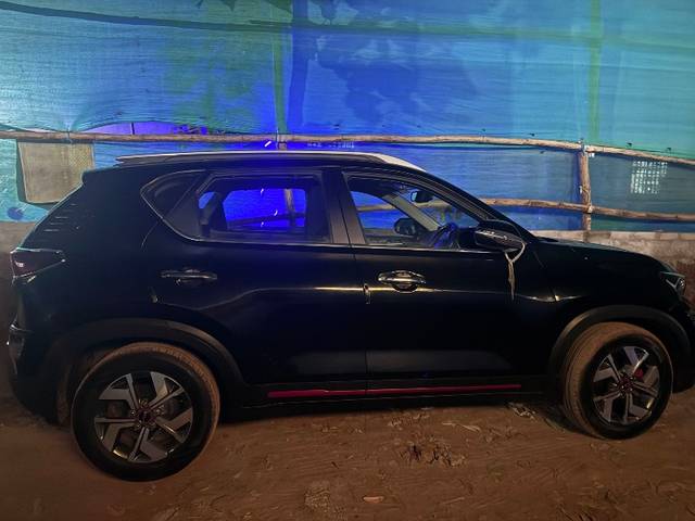 https://images10.gaadi.com/usedgaadi-sellcar/UsedCar/ff4ca7ff-60c7-4ec7-af58-38c7ba4f9667/e0b021b8-3770-43ac-ab74-e6c11ed9a501.jpg?imwidth=6400