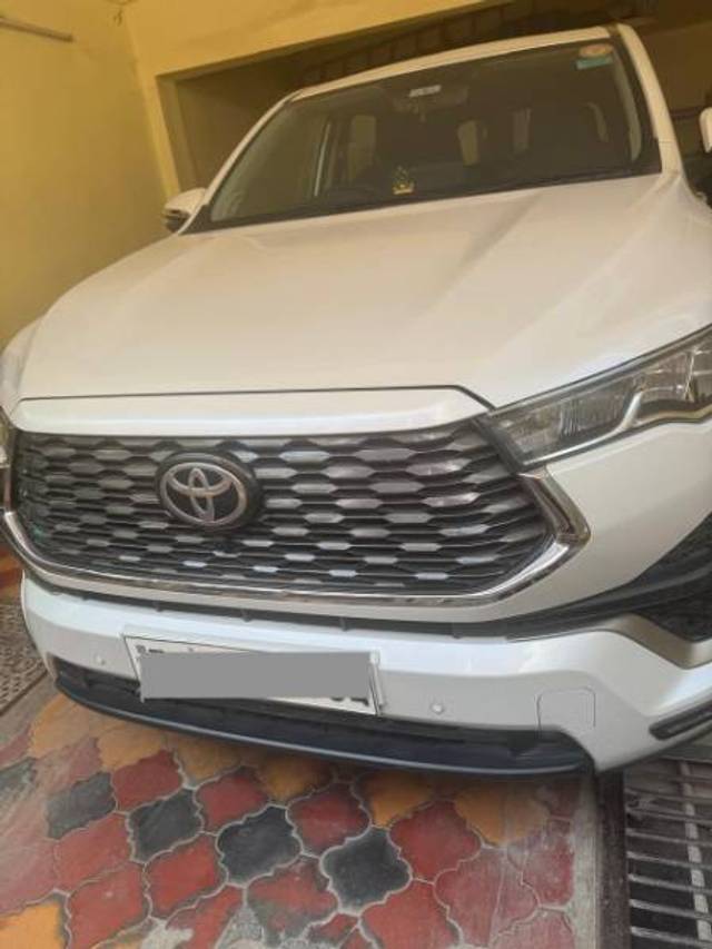 https://images10.gaadi.com/usedgaadi-sellcar/UsedCar/ff6935f7-f88b-4b87-9a98-e3eeef5bff91/7f9415f4-b834-4c70-9eaa-f2160dffbc4f.jpeg?imwidth=6400