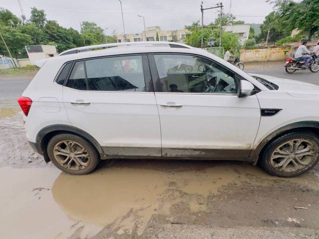 https://images10.gaadi.com/usedgaadi-sellcar/UsedCar/ff709b2e-158d-4fe2-a8c4-ad46c92e8385/9ea58307-1902-498b-ad4a-7ff75b909228.jpg?imwidth=6401