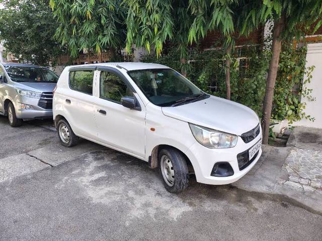 https://images10.gaadi.com/usedgaadi-sellcar/UsedCar/ff9cd0a5-b431-4bbe-9762-0ce992464538/76540f18-164e-495d-bbdd-b63b72e6b6b6.jpg?imwidth=6400