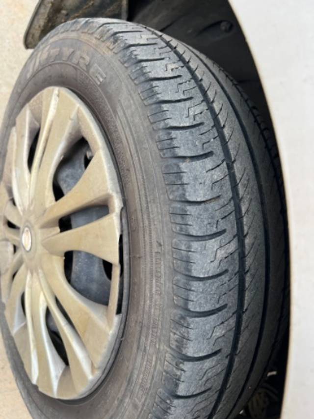 https://images10.gaadi.com/usedgaadi-sellcar/UsedCar/ffb99871-7ff0-433c-80a6-c955fad69670/f6b4496f-0823-477e-be4b-57c2863a3485.jpeg?imwidth=6402