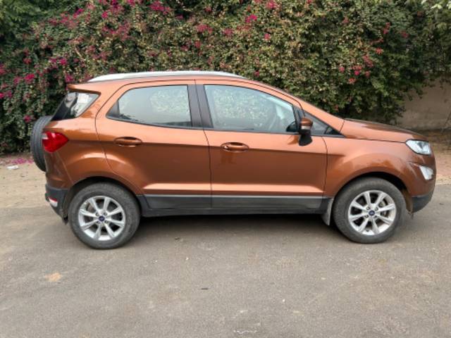 https://images10.gaadi.com/usedgaadi-sellcar/UsedCar/ffc55538-9a24-4765-8434-2d9049ca477d/65e7d14e-54d2-4dd7-b9a9-d825c0f4200c.jpeg?imwidth=6401
