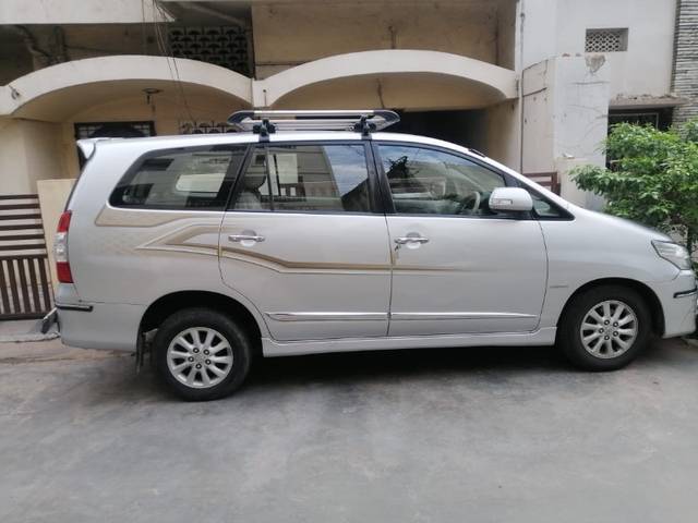 https://images10.gaadi.com/usedgaadi-sellcar/UsedCar/g50040fda/53b5247d-d6b3-40a0-aa81-126c39b3fe0b.jpeg?imwidth=6401